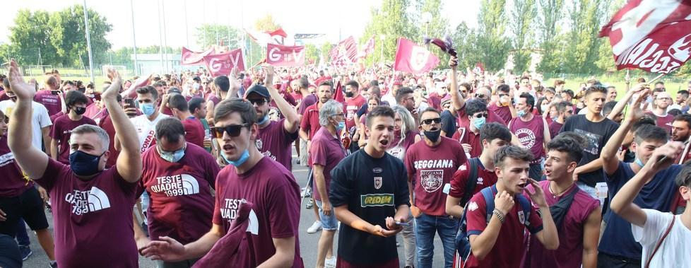 La speranza dei tifosi della Reggiana «Salvezza possibile ma serve il cuore» 
