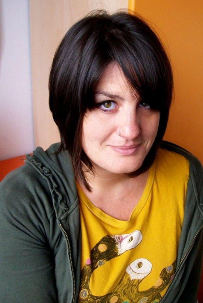 “Belle di faccia” contro il mondo grassofobico