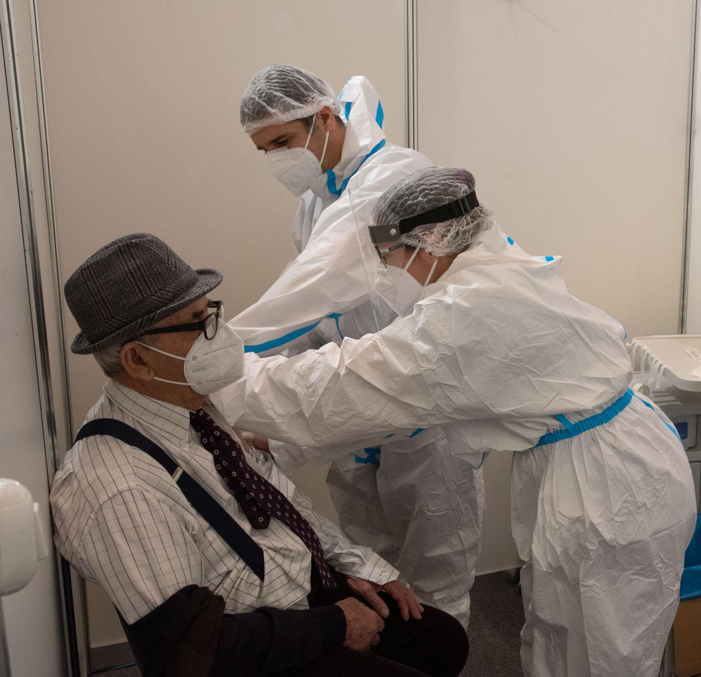 La Cisl attacca la Regione: "Caos vaccini, Figliuolo commissari la Sardegna"