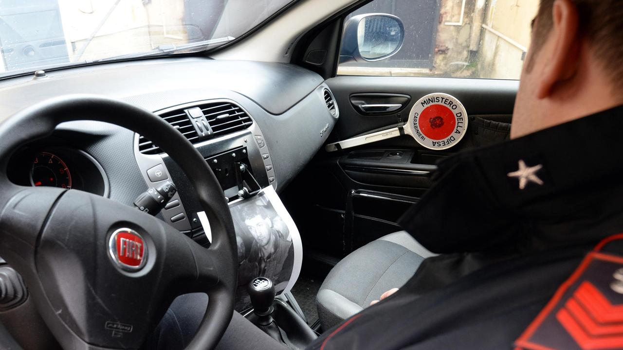 Ferrara. Ruba una borsetta, scoperto dai carabinieri