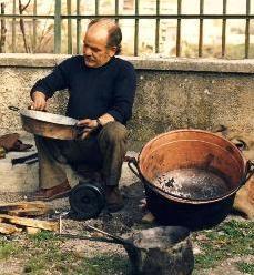 Quando gli stagnini riparavano le pentole e si parlavano con una lingua tutta loro