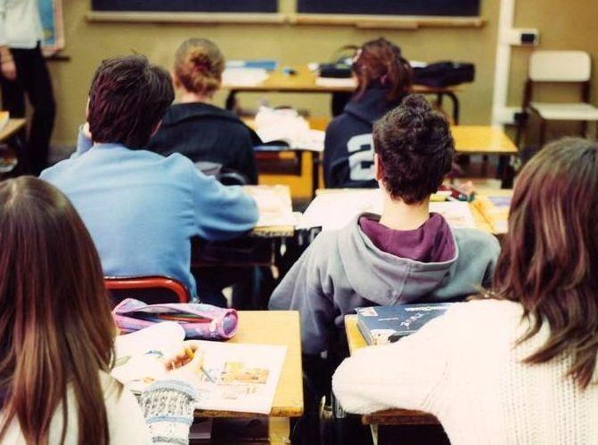 Allarme degli studenti: «Ora abbiamo paura di rientrare in classe»
