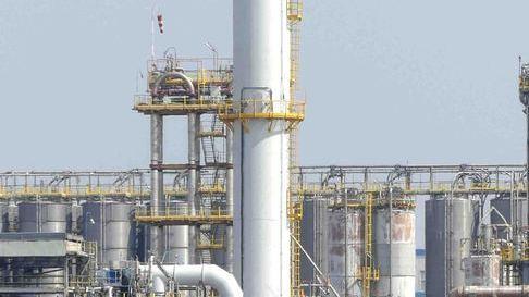 Petrolchimico, l’allarme dei sindacati: «Senza il cracking nessuna chimica verde»