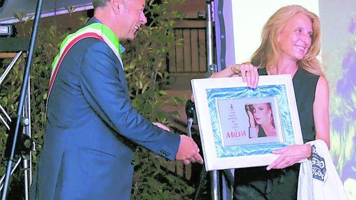 Premio alla carriera a Sanremo Icona in Francia e Germania