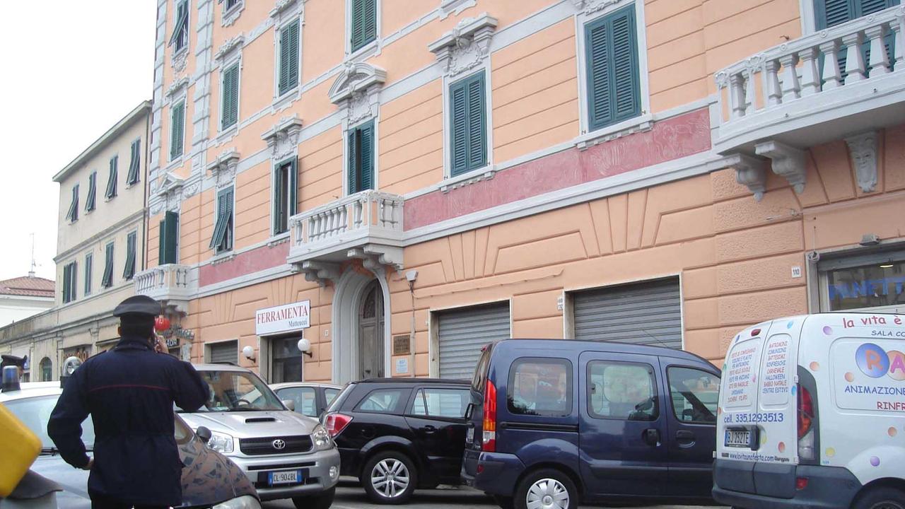 Carabinieri su viale Carducci (foto d'archivio)