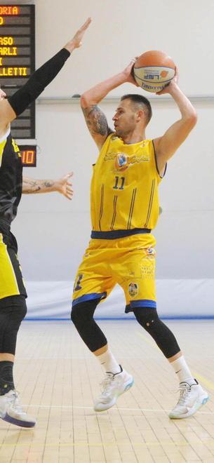 La bomba da tre di Venucci fa godere il Golfo A Cesena la vittoria pesa come un macigno 