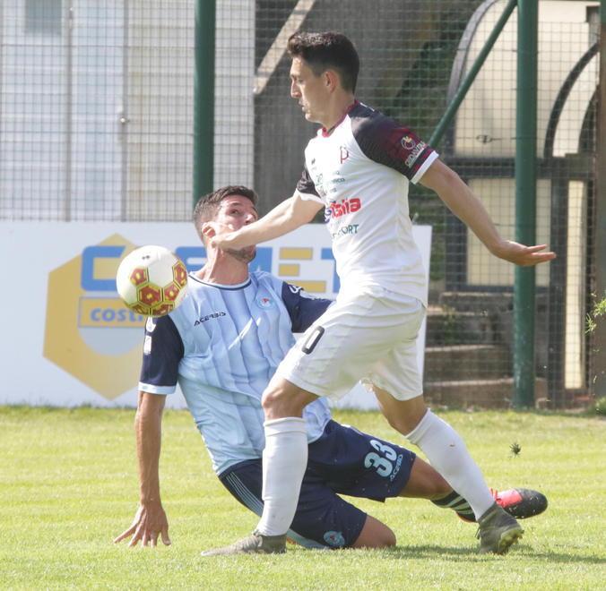 Il Pontedera ha il cuore grande e ora i playoff sono a un punto 