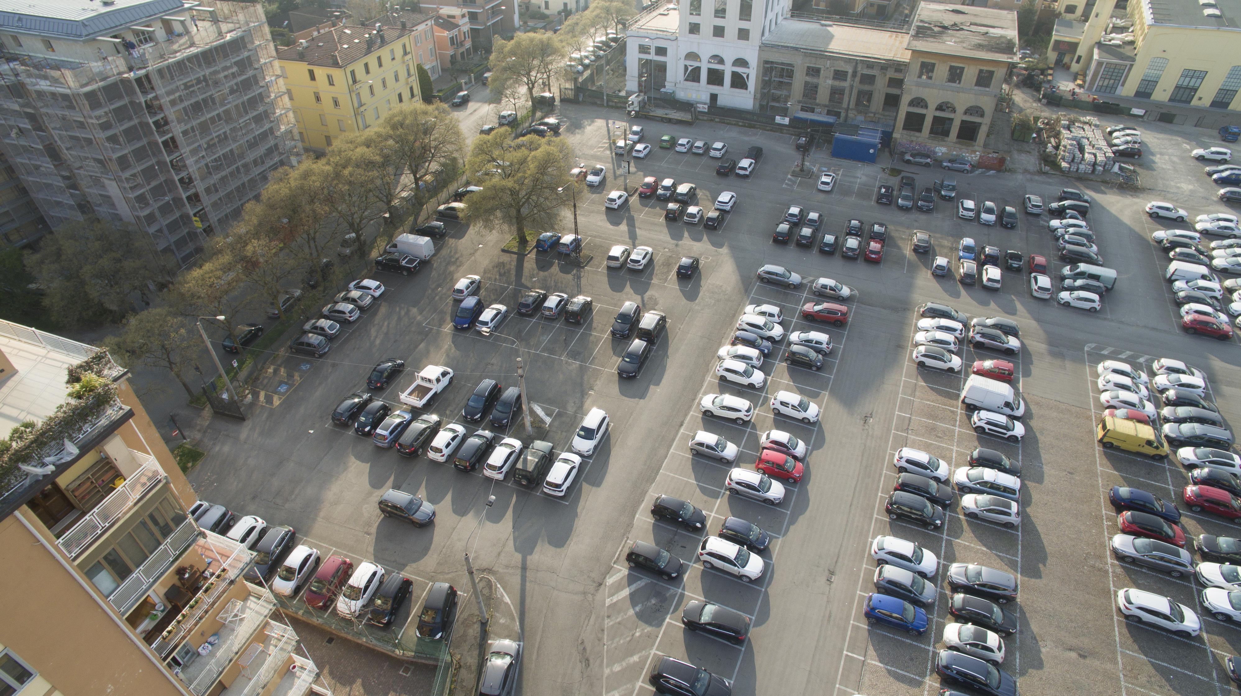 Modena, da lunedì 3 maggio parcheggio ex-Amcm non più accessibile