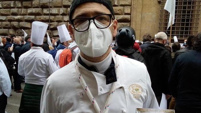 In piazza fino alle 22,30 per il flashmob “Scoprifuoco”