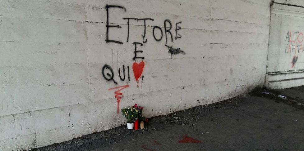 Cancellata la scritta dedicata a Ettore sotto il cavalcavia 
