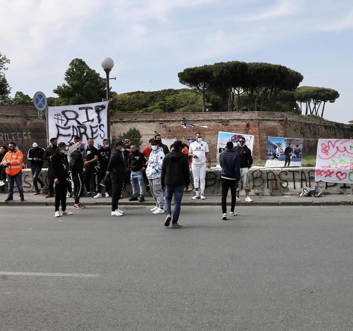 Anche la Lega manifesta «Noi dalla parte della polizia» 