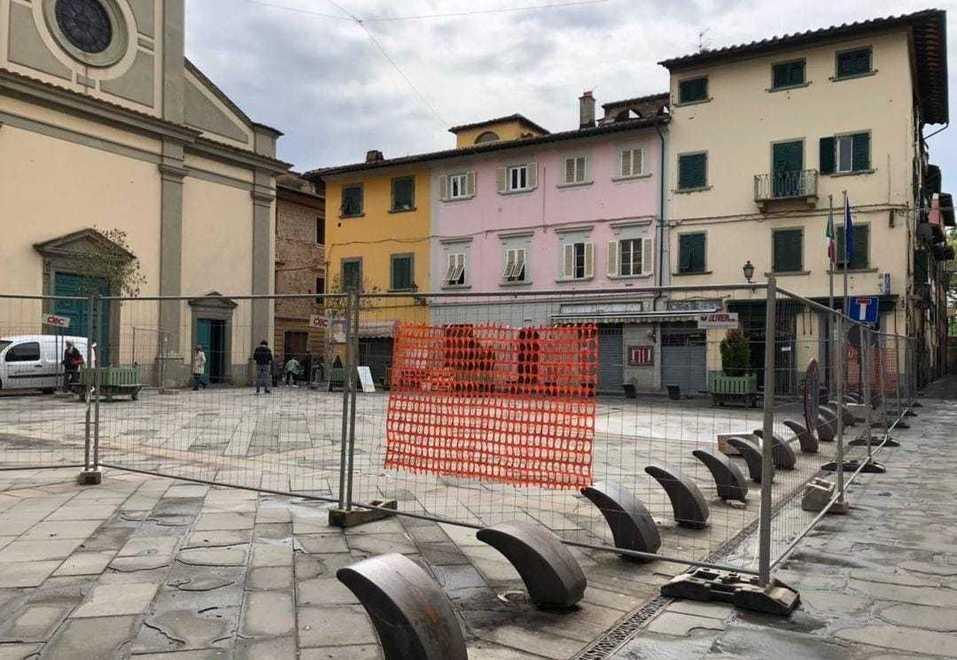 Intanto Deidda tira dritto e parla dei lavori in piazza Garibaldi