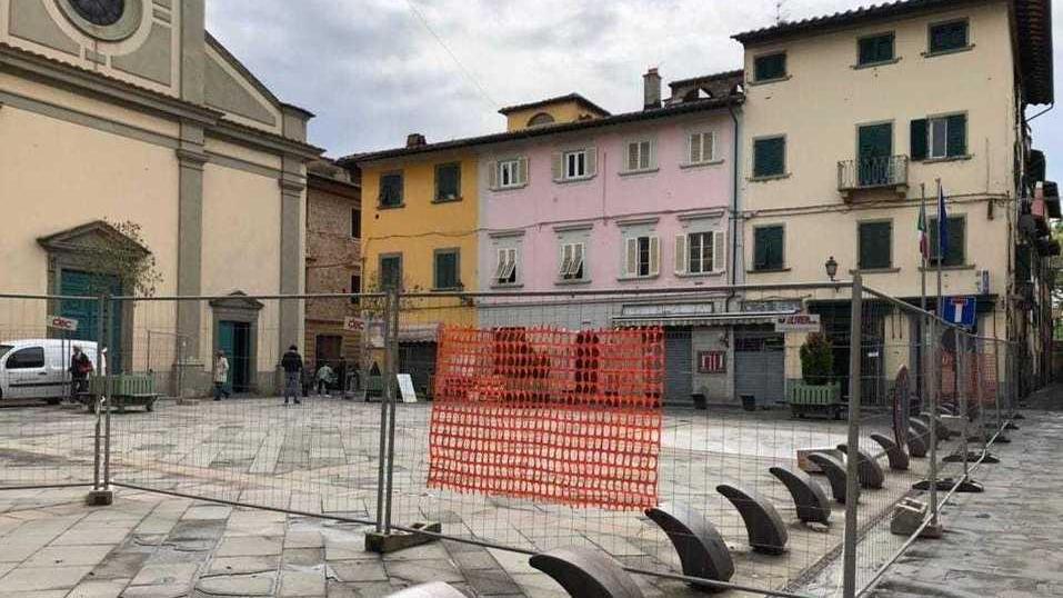 Intanto Deidda tira dritto e parla dei lavori in piazza Garibaldi