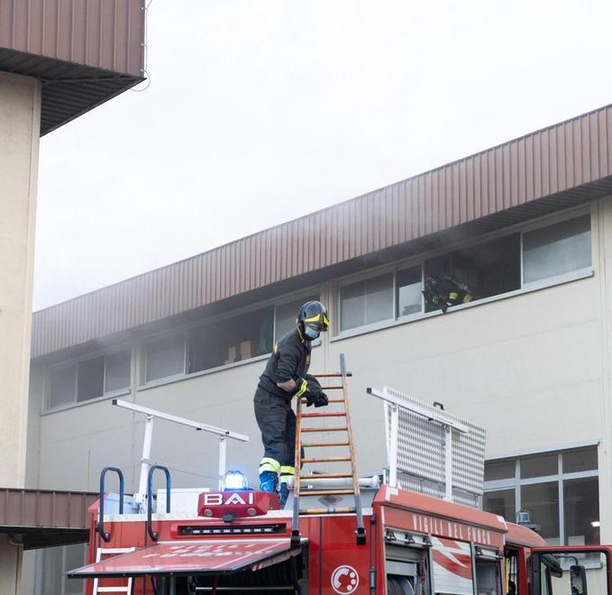 Fiamme nella cartotecnica, evitato il peggio 
