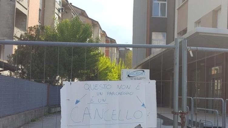 «Il Comune deve spiegare la chiusura al transito della stradina all’ex Cup»