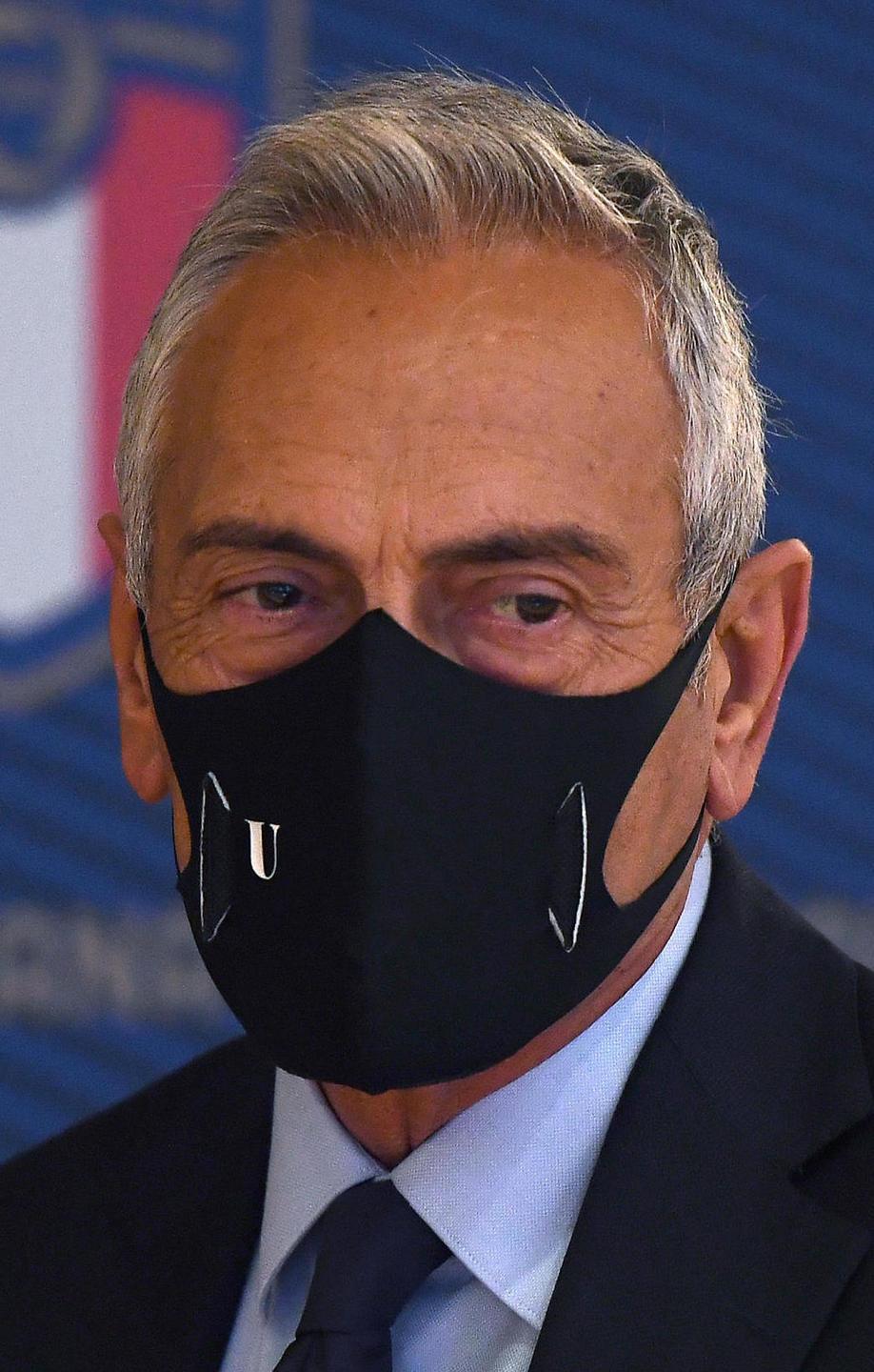 Figc e Superlega: «Chi aderisce è fuori» 