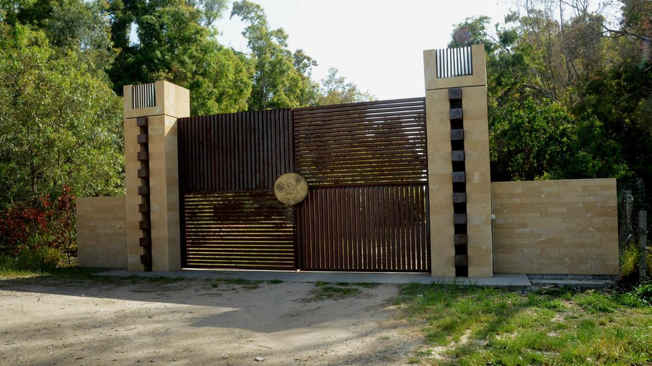Un portale a dir poco monumentale