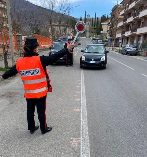 Vìola la zona arancione: «Ero a casa di babbo». Ma lui lo sconfessa 
