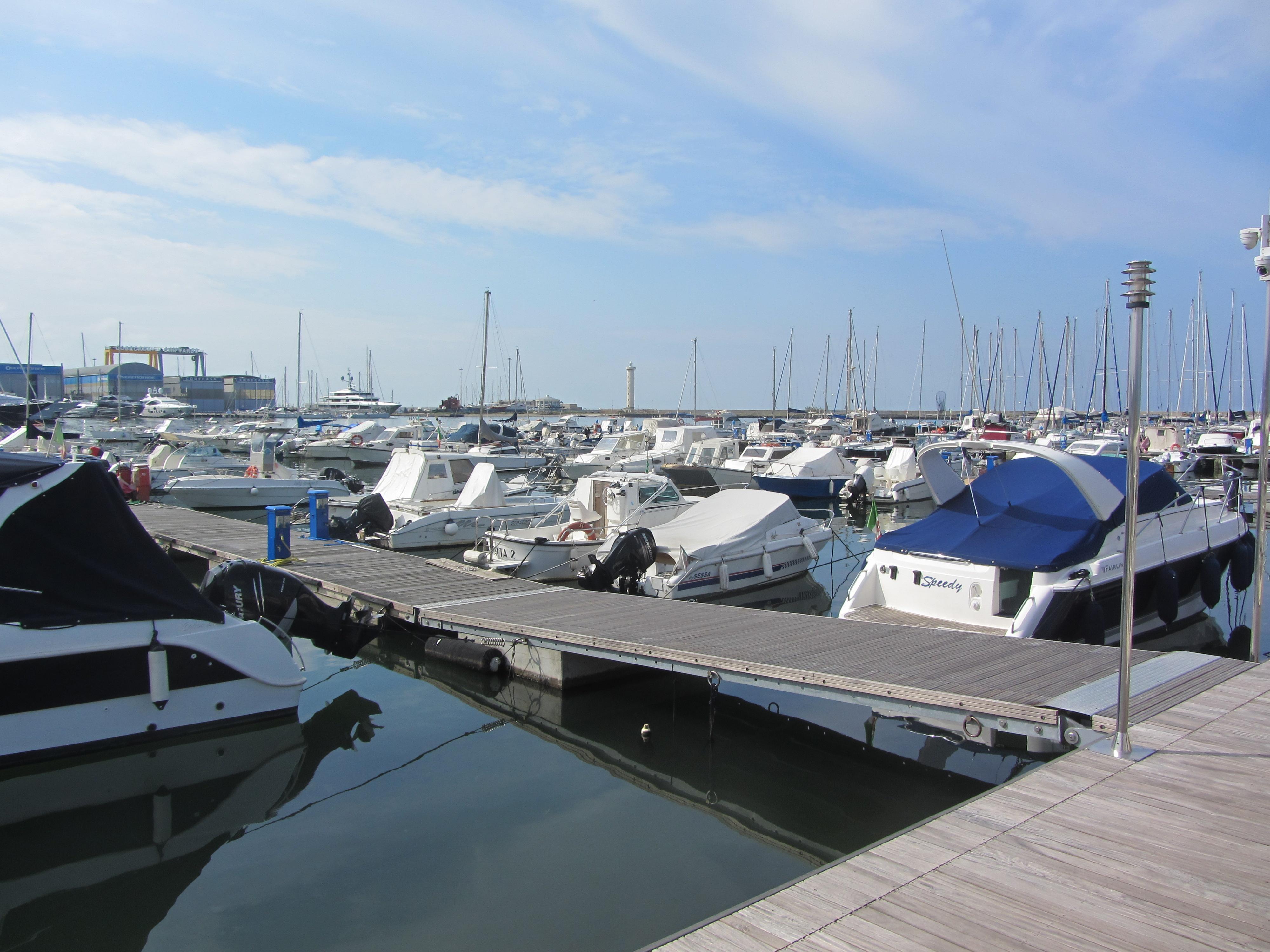 Viareggio porto 2021: la rinascita dell'approdo turistico "La Madonnina"