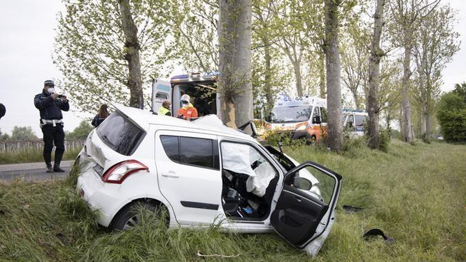 Soliera. Tamponamento sulla Nazionale per Carpi: auto fuori strada, ferita una donna