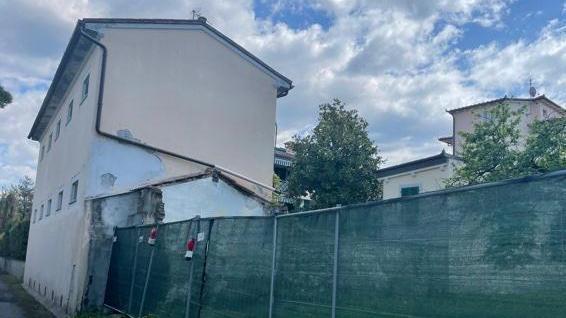 Una piazza pubblica al posto del parcheggio sotterraneo fermato a colpi di sentenze