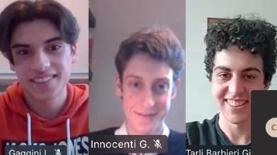 La storia va in diretta su YouTube grazie a tre studenti