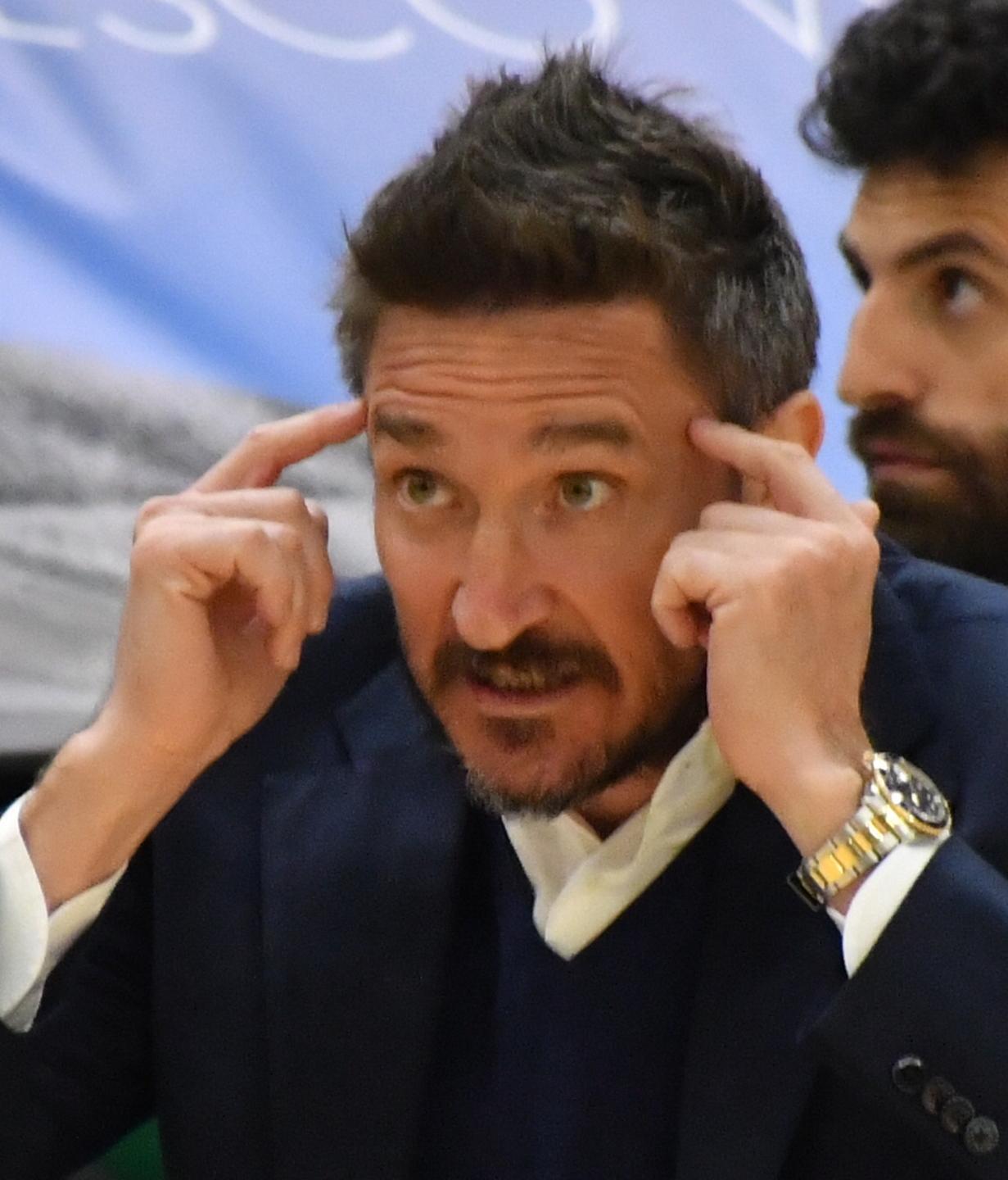 Gruppo al lavoro con un occhio alle condizioni di Brindisi