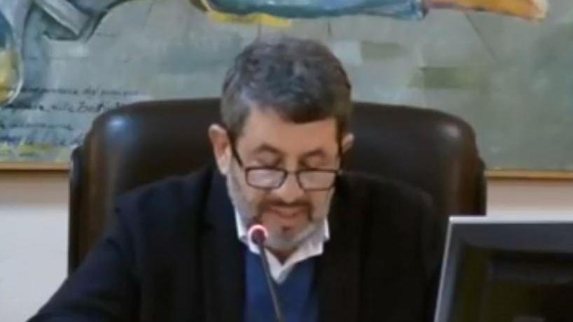 «Ora Succu faccia un passo indietro»