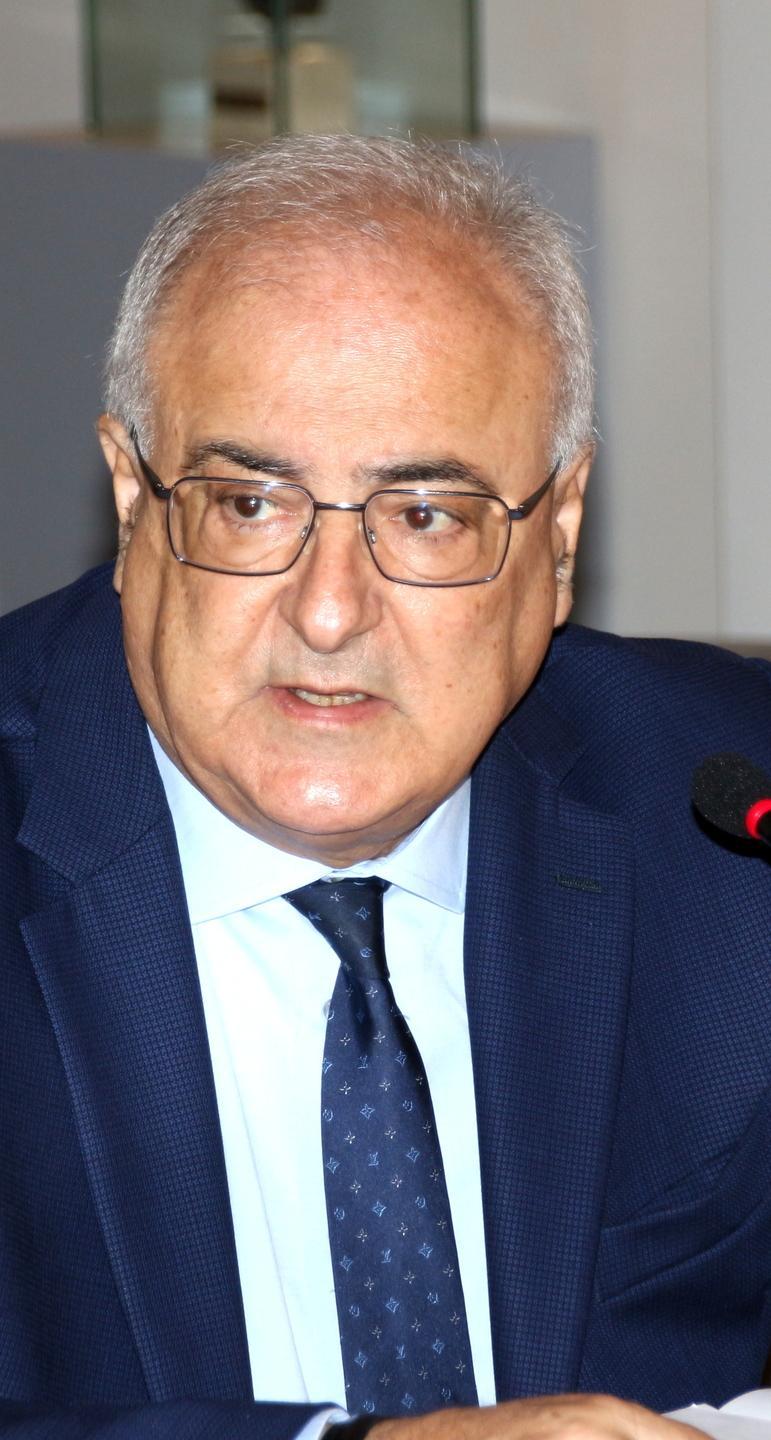 Svolta under 30: agli sportelli largo ai giovani 