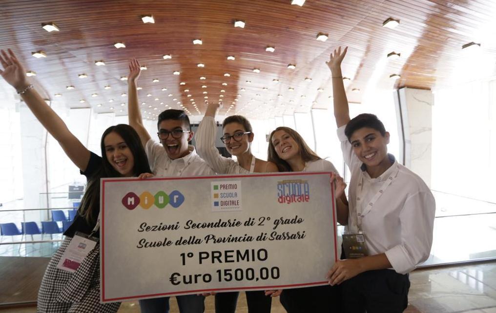 Scuola digitale oggi la finale online 