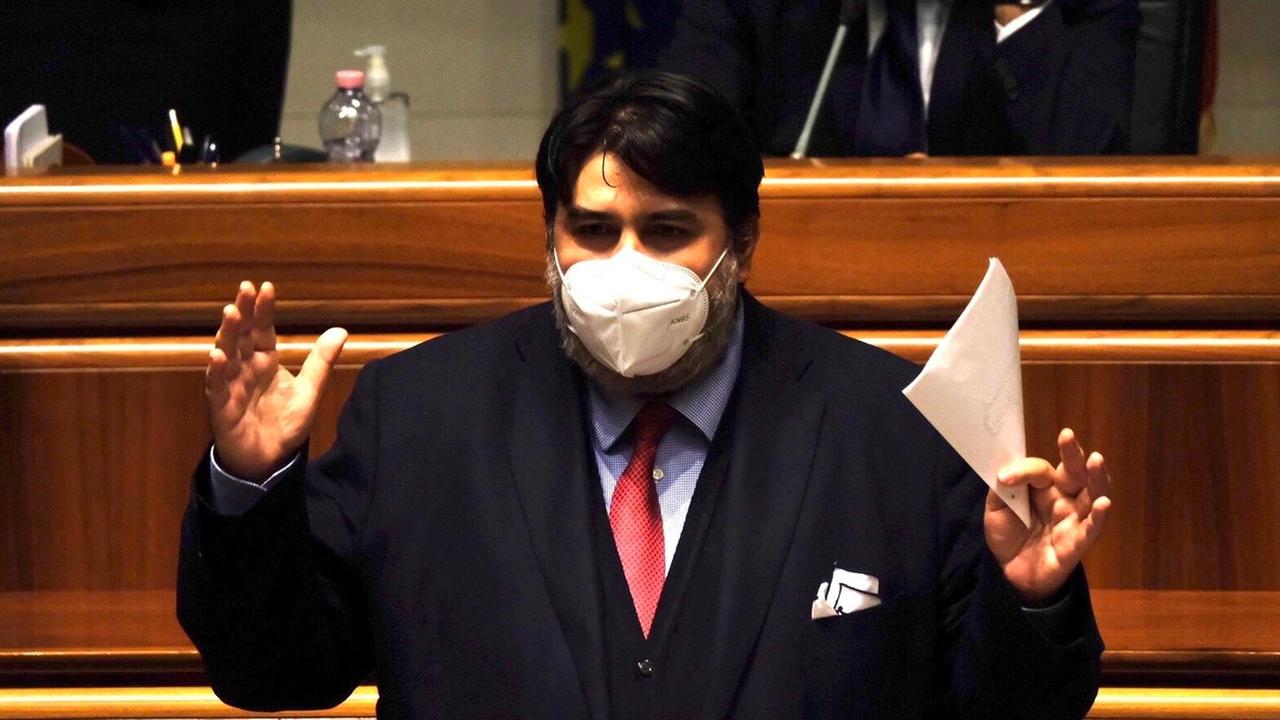 Solinas: aspettiamo le intese Il Pd: esclusi per colpa sua