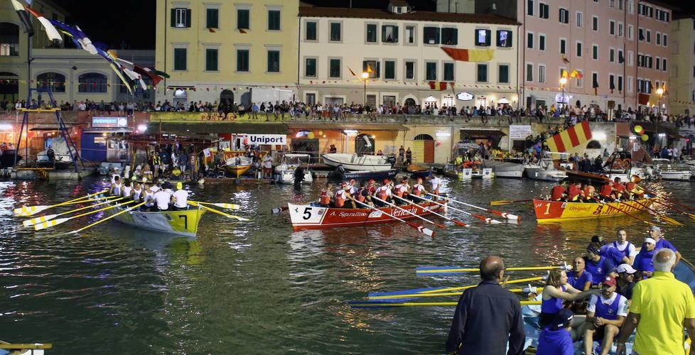 La prima sfida dei remi livornesi è alla pandemia: torna la Coppa Barontini, ma slitta a settembre 