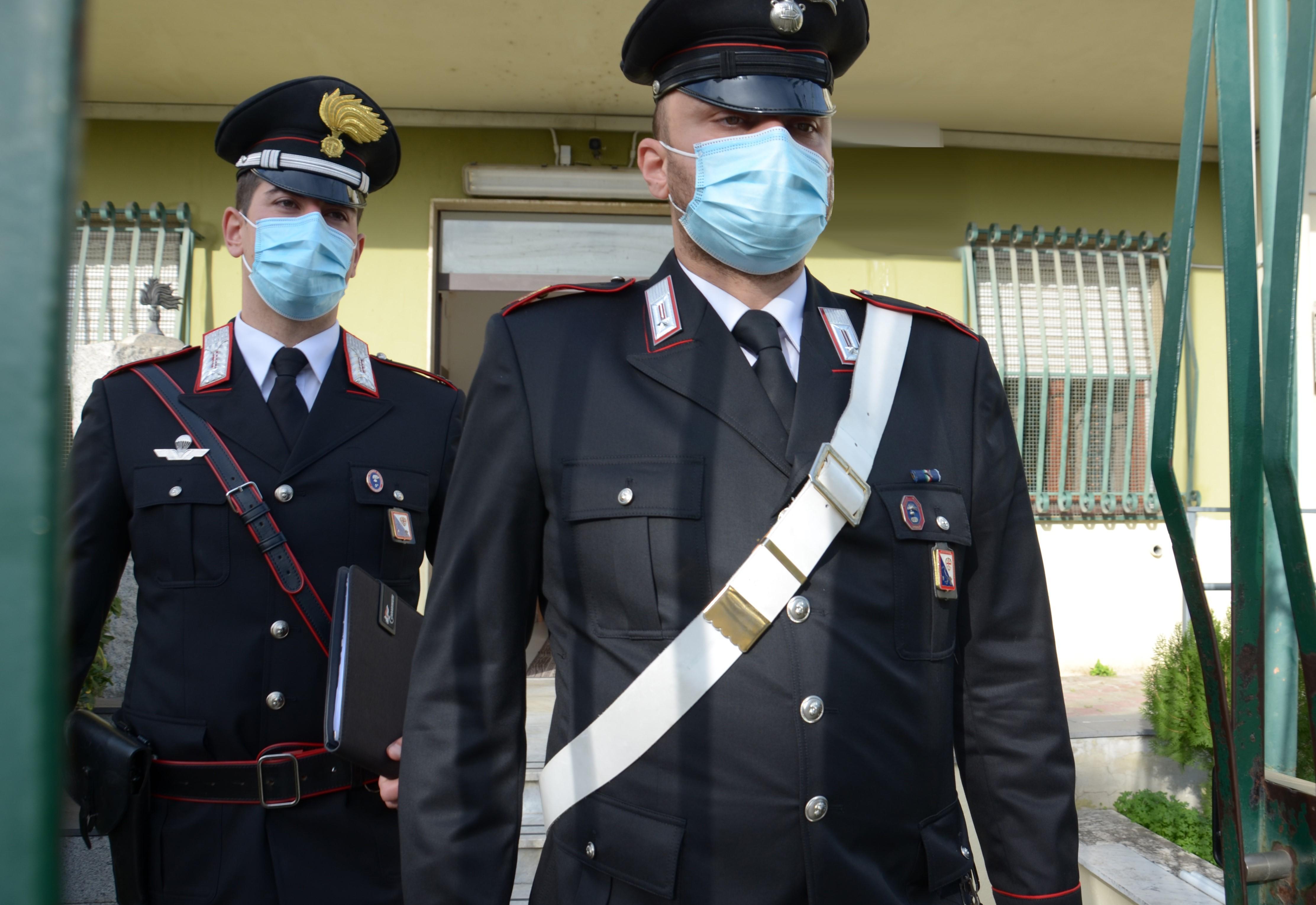 Accoltella il nuovo compagno della sua ex: denunciato a Sinnai