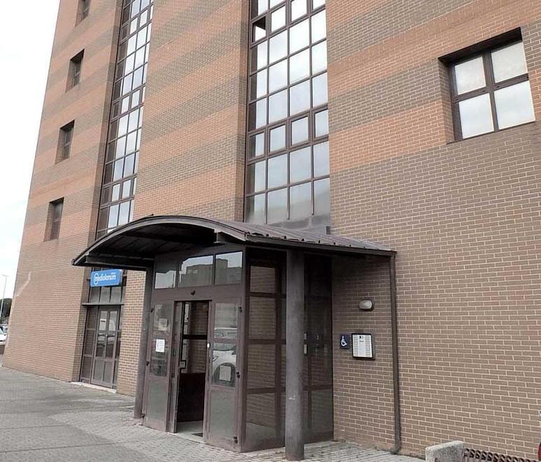 Truffa e falso, il funzionario di Pisa resta in carcere 