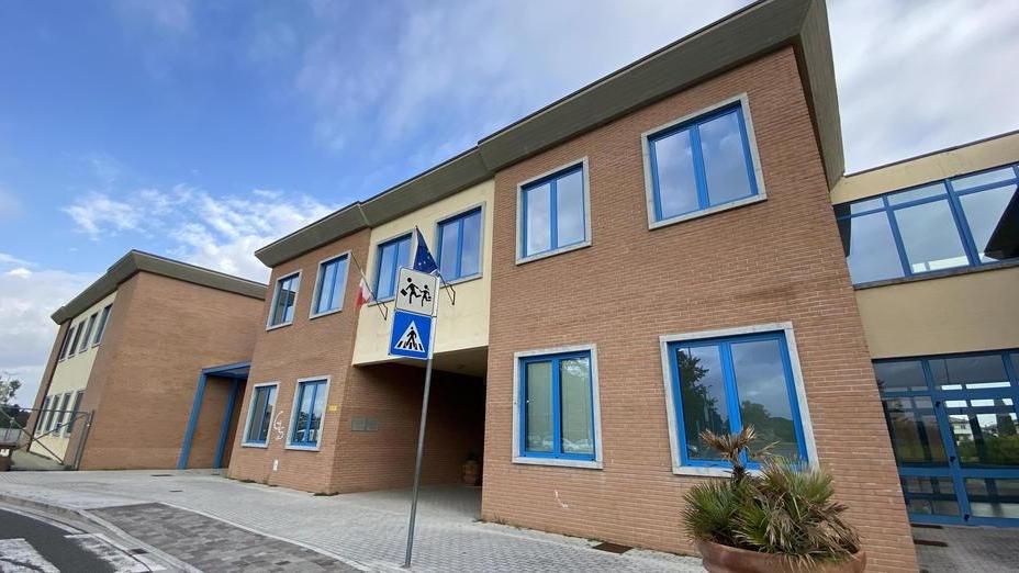 Pulmino garantito solo per la scuola stabilita dal Comune: è polemica