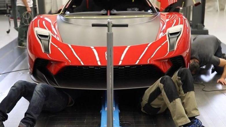 Silk-Faw, esultano i sindacati reggiani: «Occorre creare lavoro di qualità»