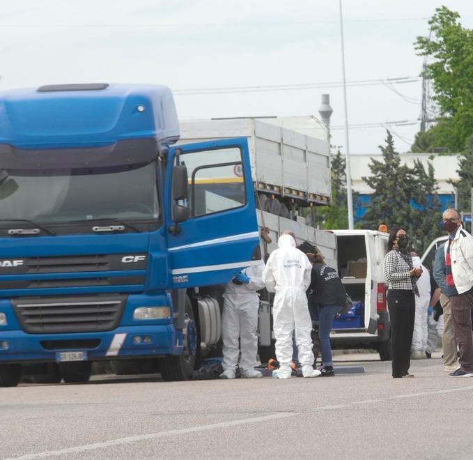 Sassuolo. Autista morto nel suo camion: è un giallo 
