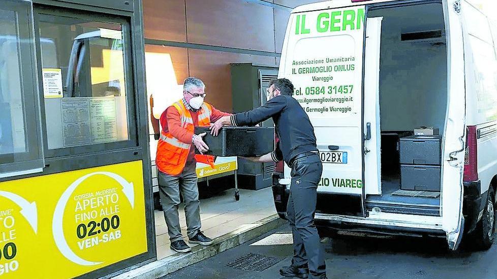 McDonald’s dona 520 pasti all’associazione Il Germoglio
