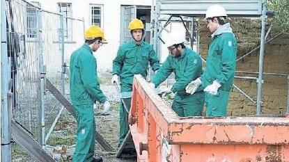 «Non spostateci da via Zola: è il nostro futuro non penalizzateci»