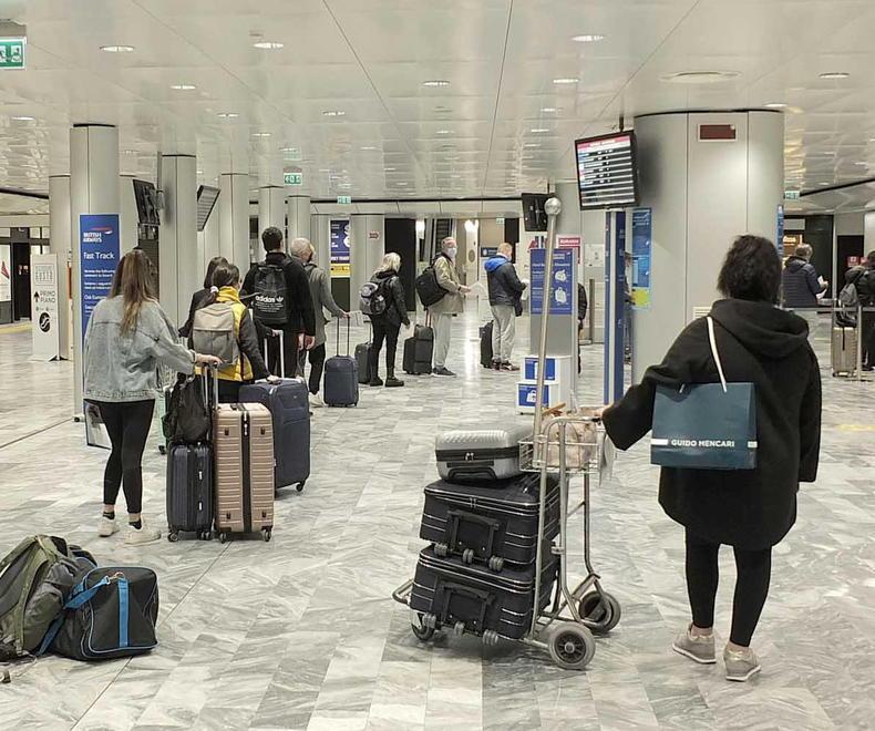 Dura pochi minuti la commissione speciale sull’aeroporto Galilei 