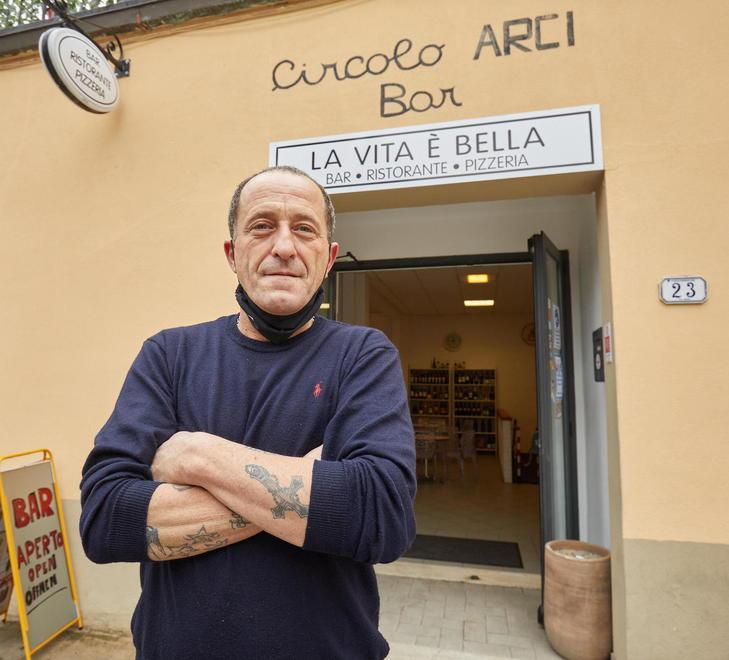 Dalla cassa integrazione al circolo “La vita è bella” La sfida di una coppia 