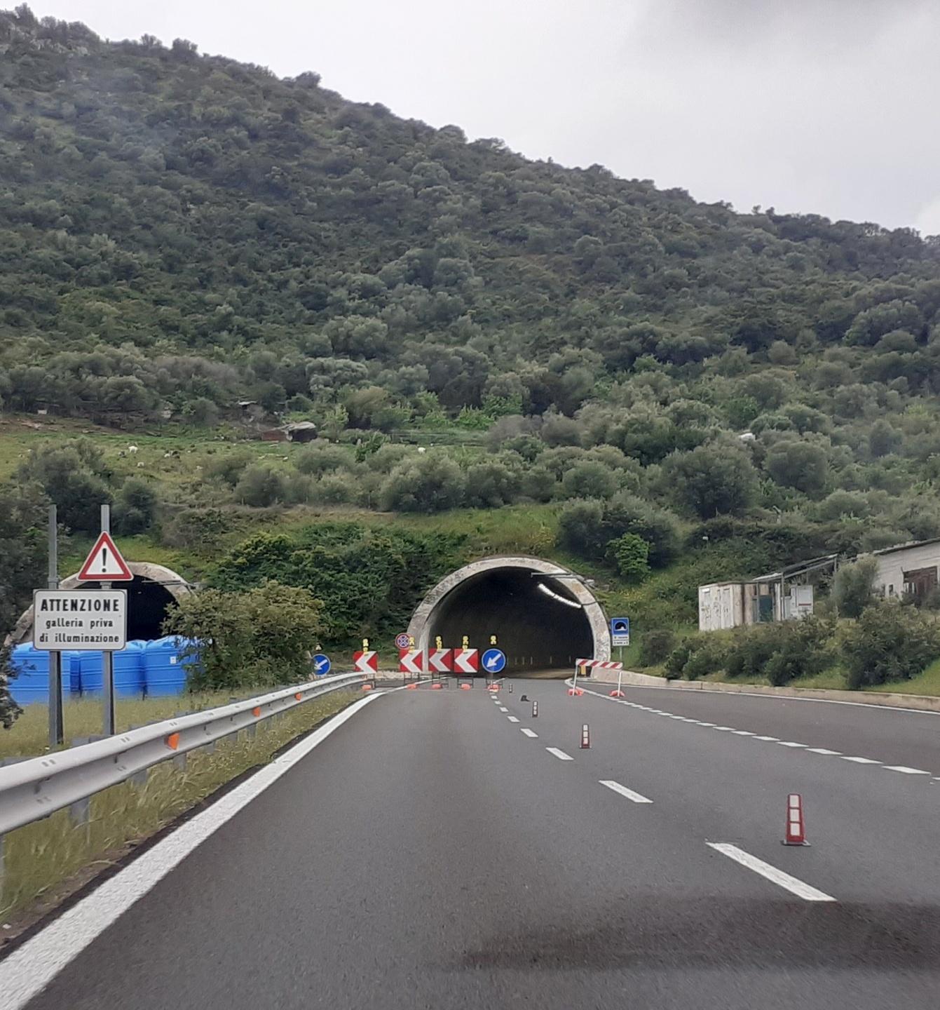 Proseguono i lavori nella 131 Dcn sino a lunedì disagi per il traffico