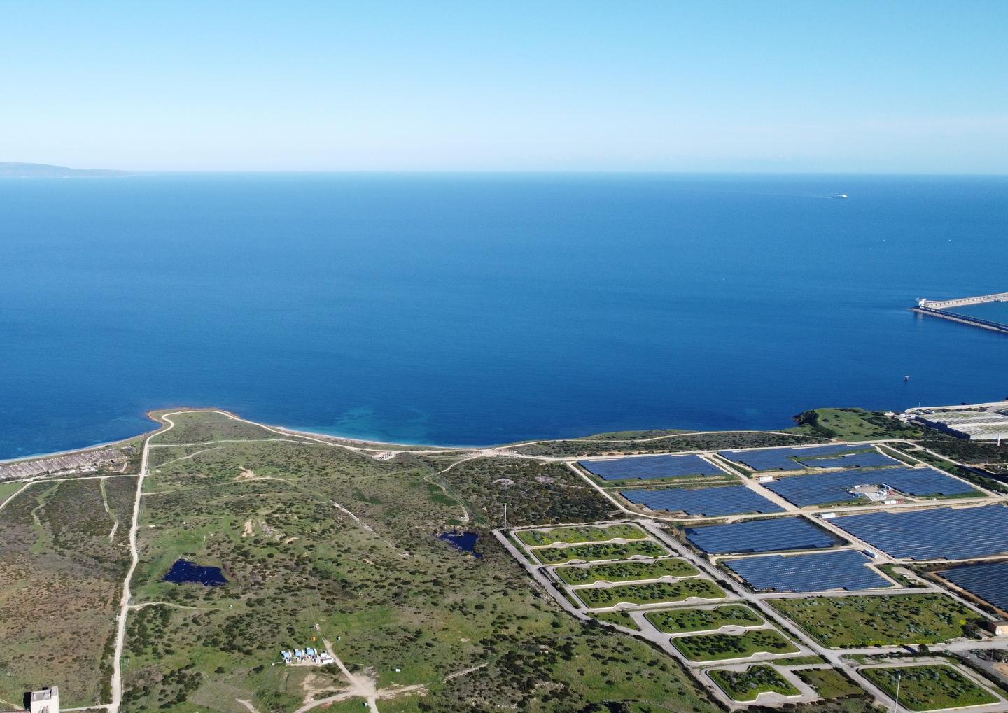 «Il porto industriale può accogliere un rigassificatore»