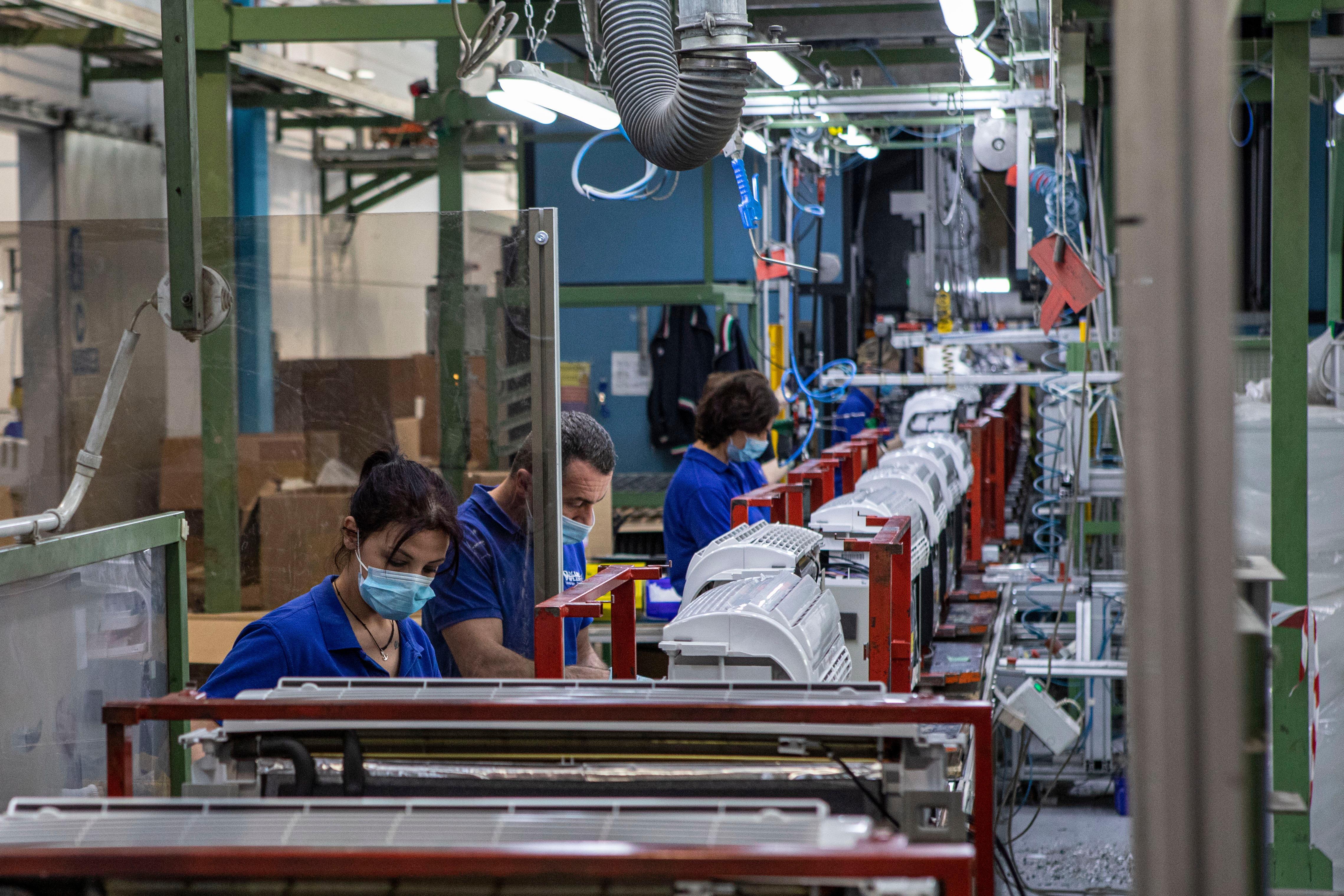 Lottiamo per la dignità del lavoro