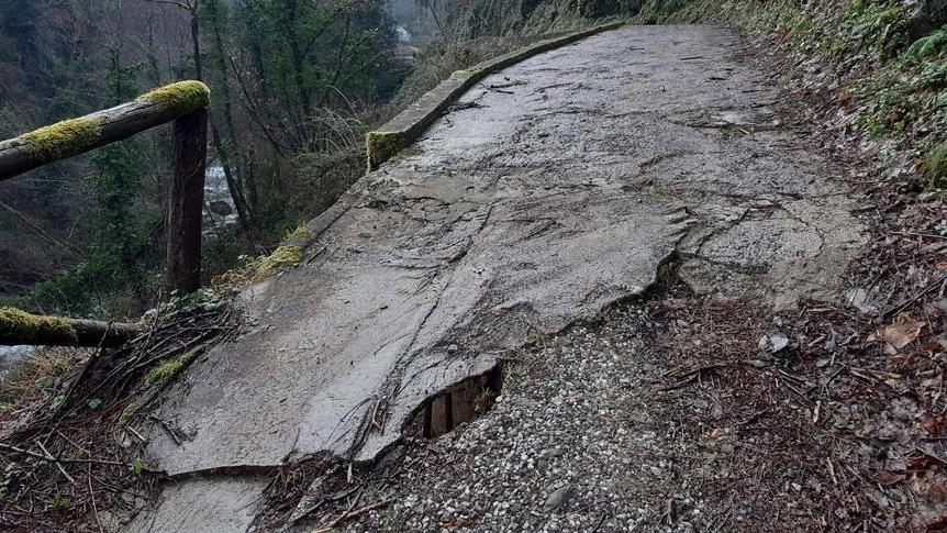Lavori per la frana a Mulin di Burica il sindaco dice sì
