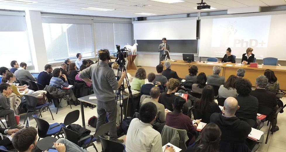 Università, la metà degli studenti può tornare a lezione in presenza 
