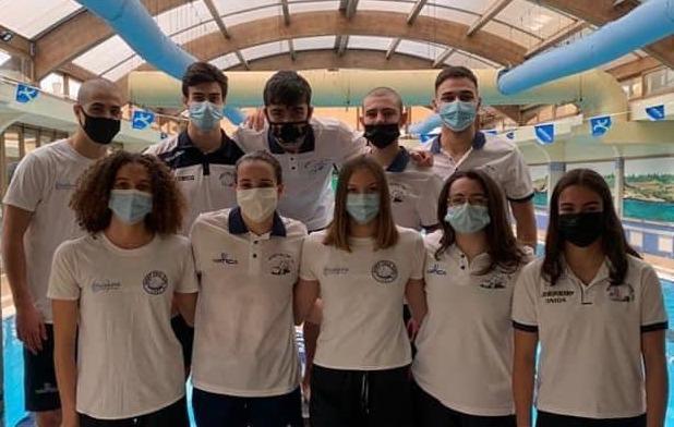 Nuotatori turritani carichi di medaglie 