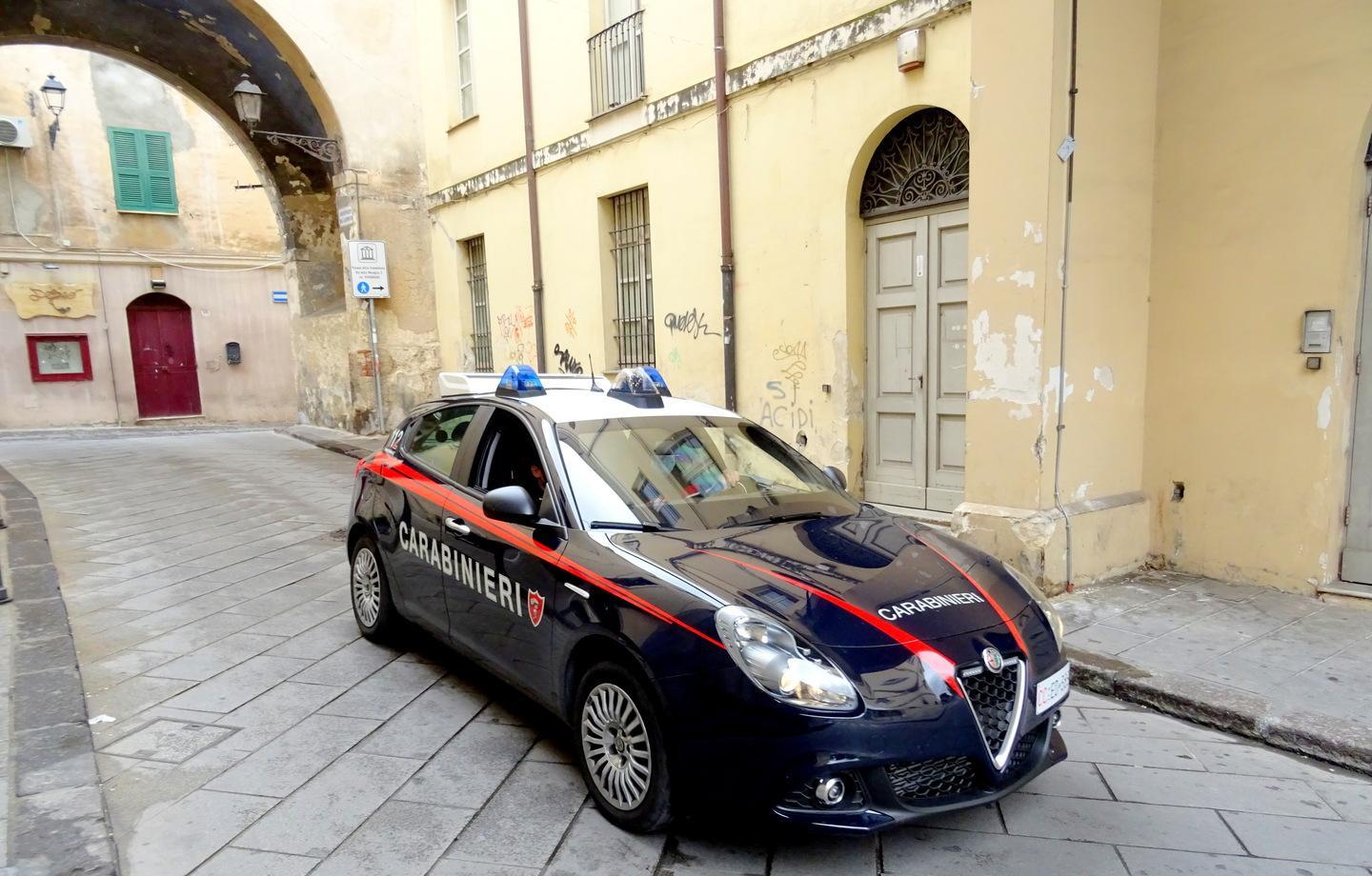 Tentata violenza, caccia all’uomo 