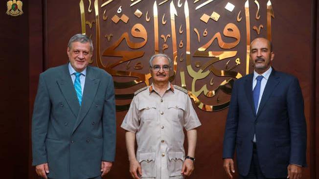 Libia: inviato dell'Onu Kubis dal generale Haftar