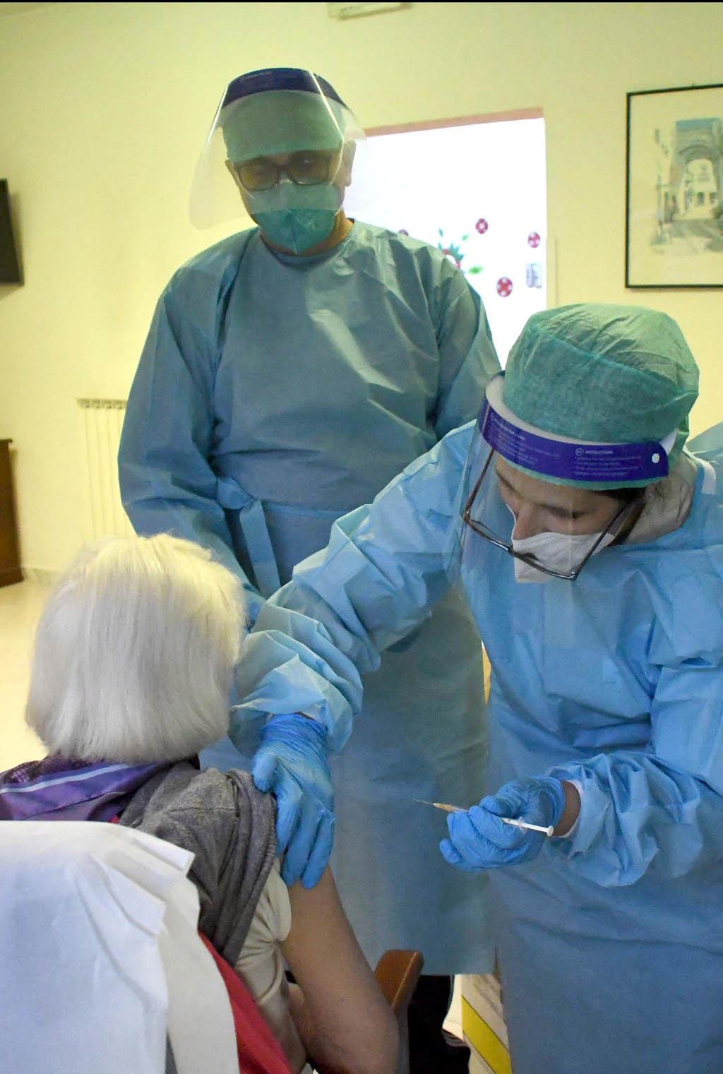 I medici super vaccinatori 